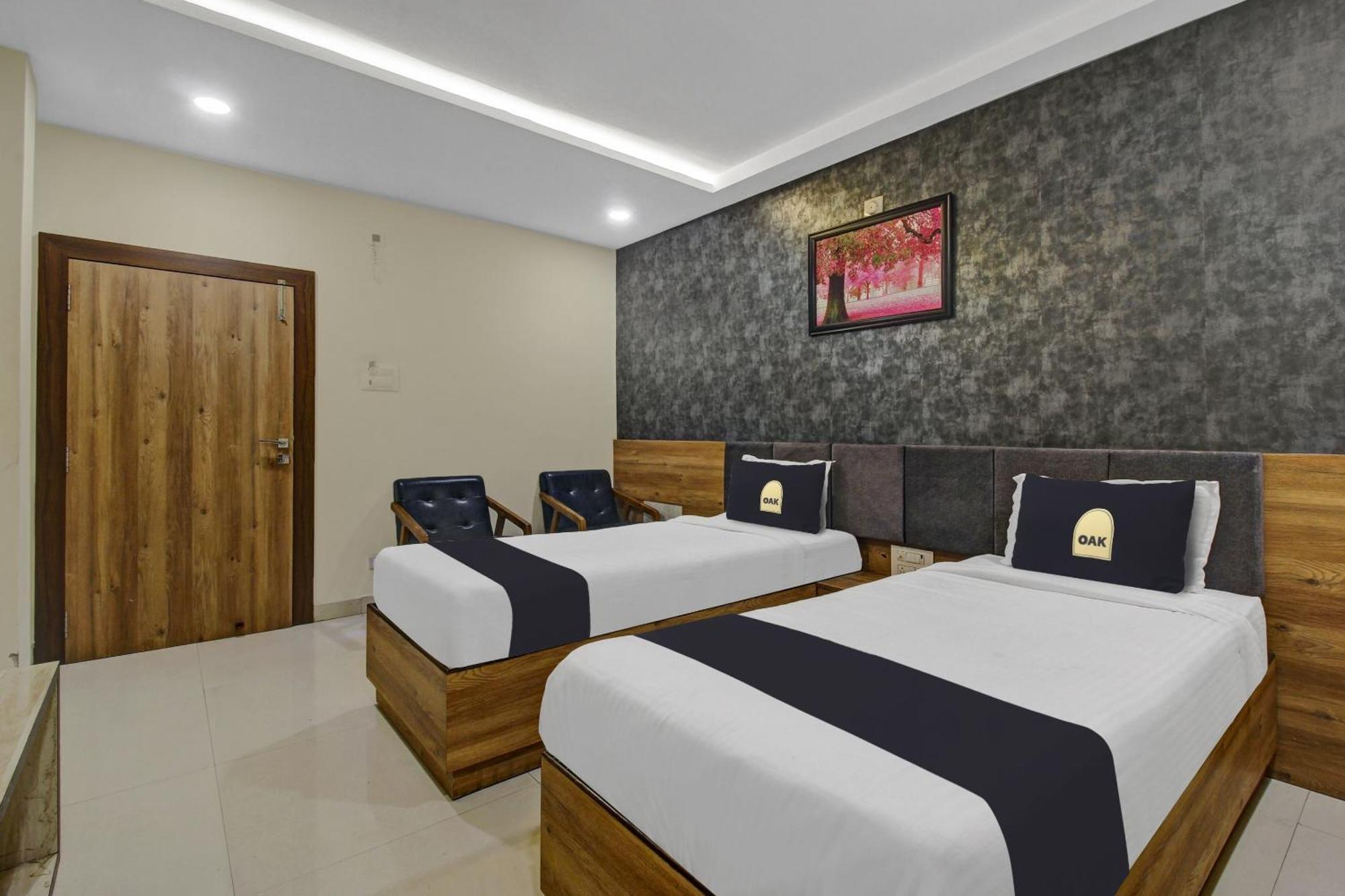 Collection O Hotel Swagath Pride Mancherāl Zewnętrze zdjęcie