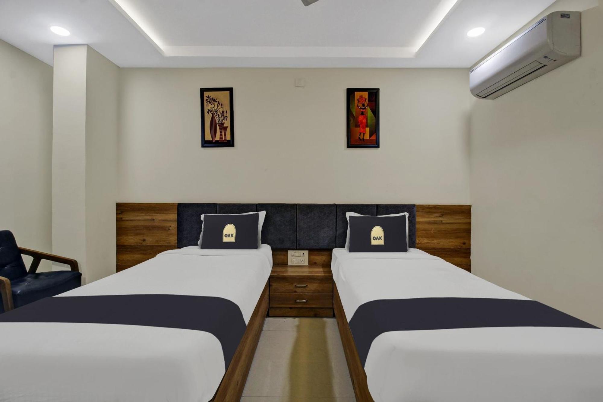 Collection O Hotel Swagath Pride Mancherāl Zewnętrze zdjęcie
