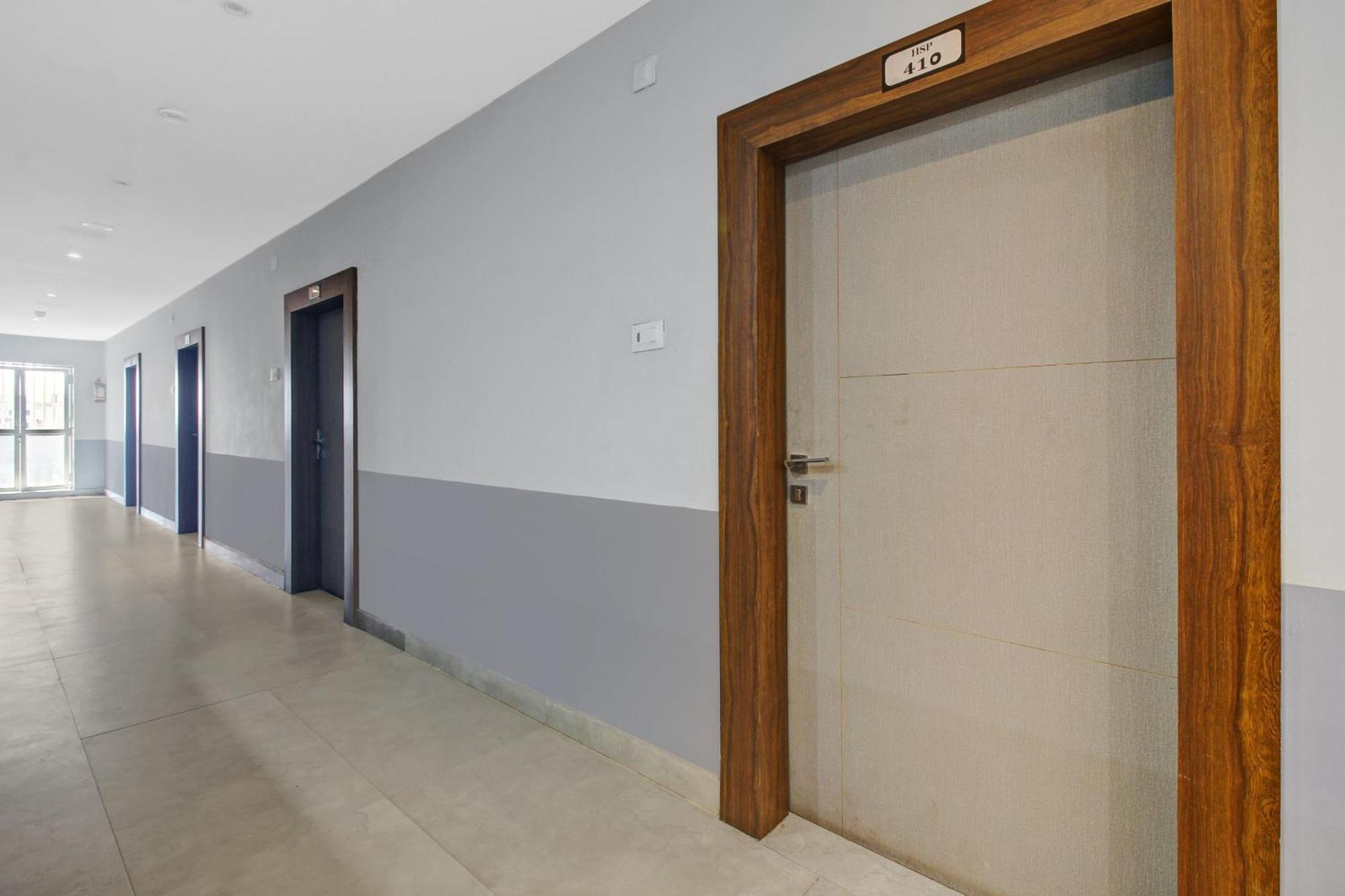 Collection O Hotel Swagath Pride Mancherāl Zewnętrze zdjęcie